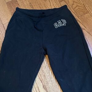 GAP Woman’s Sweatpants